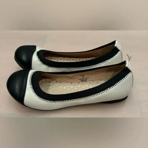 Nordstrom Brand Girls Shoes Ballet Flat Black And Cream Color Size 1